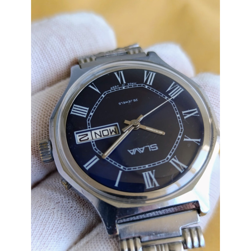 Vintage Slava Soviet Mechanical Watch — Caliber 2428, 26 Jewels, Day-Date Vintage Slava Soviet Mechanical Watch — Caliber 2428, 26 Jewels, Day-Date