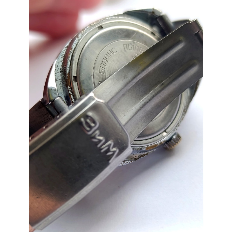Vintage Soviet Watch Slava Cal 2428 26jewels Made in USSR 2 Moscow Watch Factory Vintage Soviet Watch Slava Cal 2428 26jewels Made in USSR 2 Moscow Watch Factory