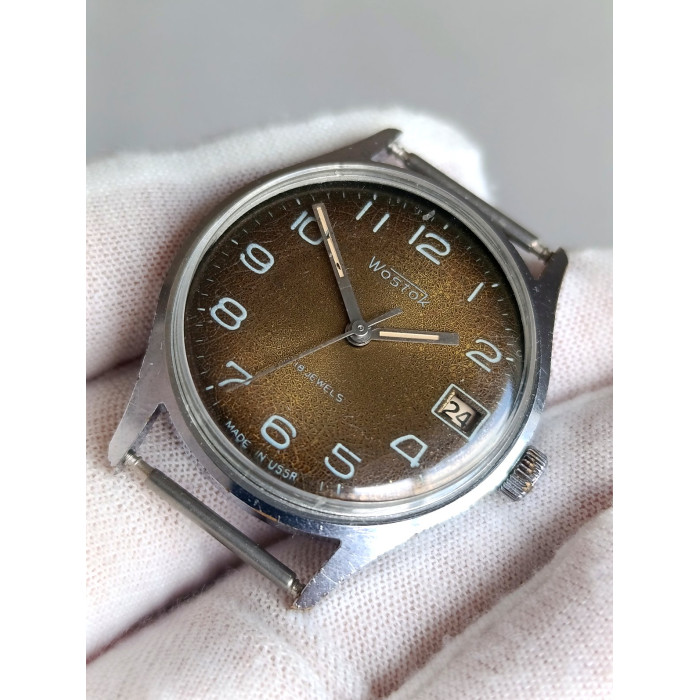 Vostok 2214 Mechanical Watch — 1970s USSR Brown Gradient Dial