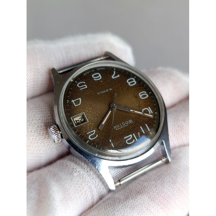 Vostok 2214 Mechanical Watch — 1970s USSR Brown Gradient Dial