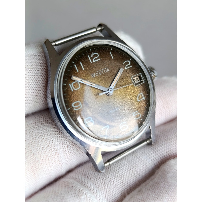 Vostok 2214 Mechanical Watch — 1970s USSR Brown Gradient Dial