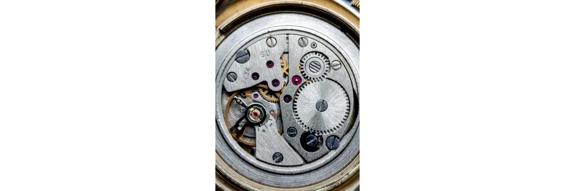 Mechanical Watch Regulation Guide: Adjusting Beat Error and Rate on Vintage Movements