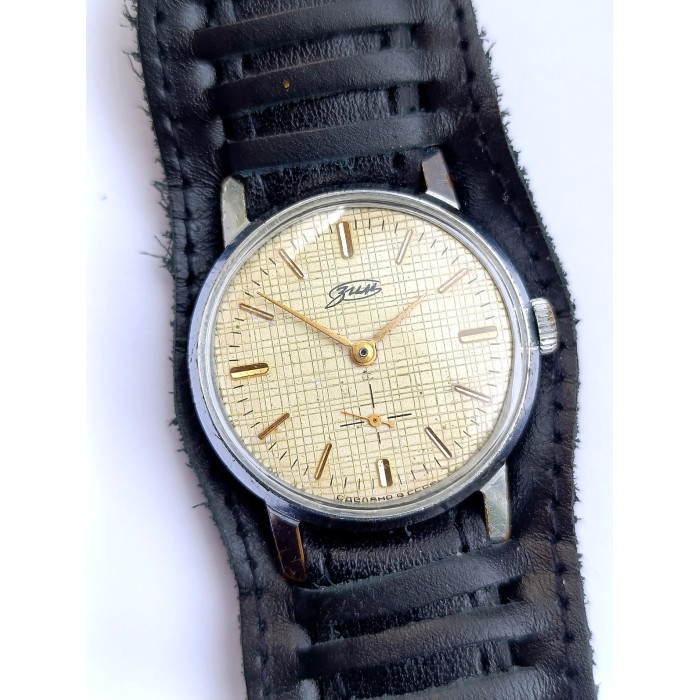 Vintage ZIM USSR Mechanical Watch Caliber 2602 Rare Waffle Dial Gold Hands