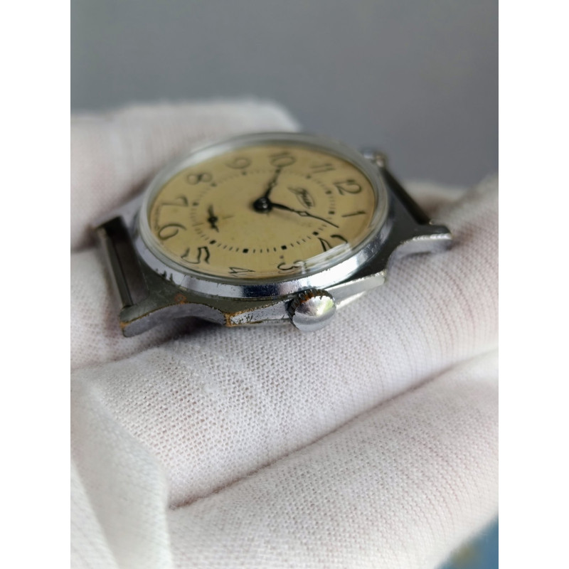 Vintage ZIM 2602 Soviet Mechanical Watch from the 1980s Vintage ZIM 2602 Soviet Mechanical Watch from the 1980s