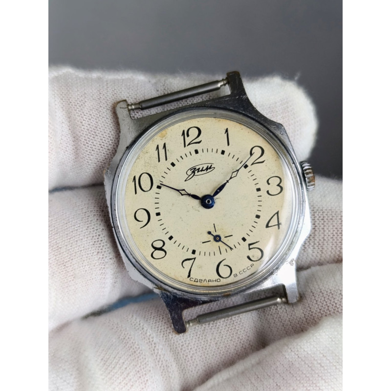 Vintage ZIM 2602 Soviet Mechanical Watch from the 1980s Vintage ZIM 2602 Soviet Mechanical Watch from the 1980s