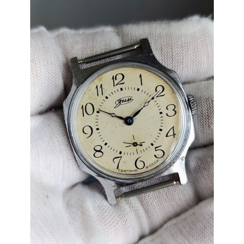 Vintage ZIM 2602 Soviet Mechanical Watch from the 1980s Vintage ZIM 2602 Soviet Mechanical Watch from the 1980s