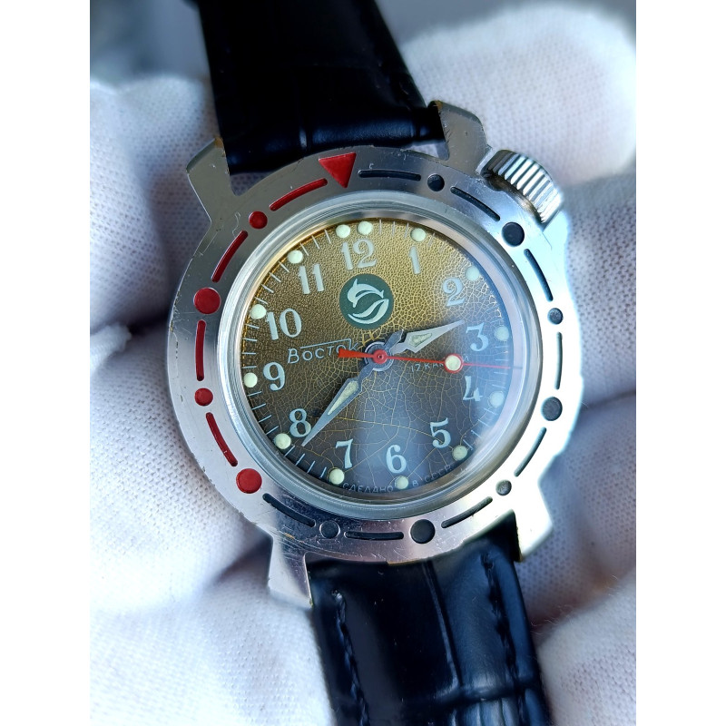 Vintage Vostok Kadet Amphibia Soviet Watch 1980s Dolphin Dial 2409A Vintage Vostok Kadet Amphibia Soviet Watch 1980s Dolphin Dial 2409A