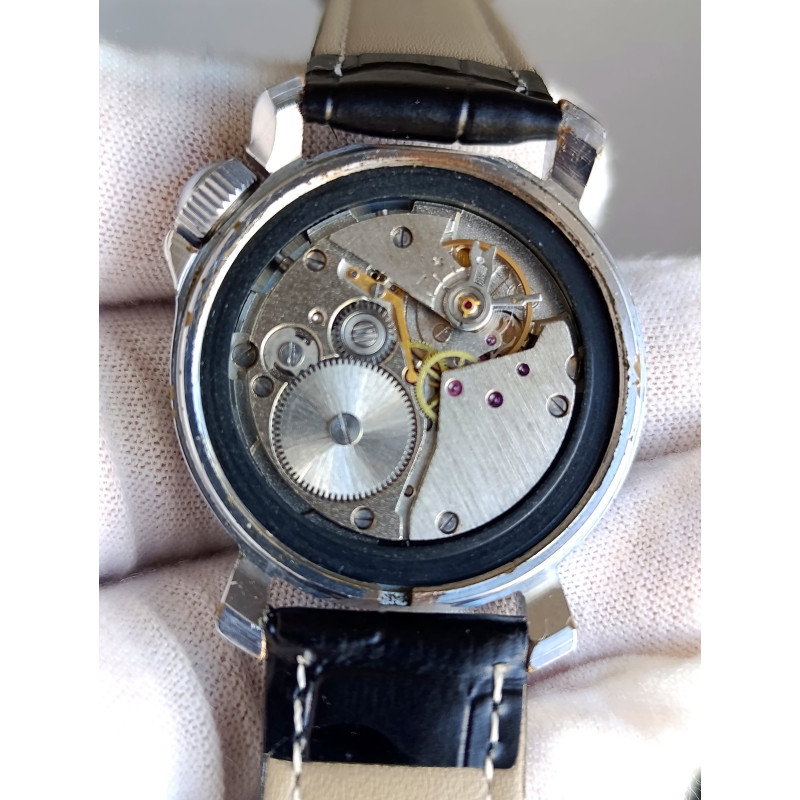 Vintage Vostok Kadet Amphibia Soviet Watch 1980s Dolphin Dial 2409A Vintage Vostok Kadet Amphibia Soviet Watch 1980s Dolphin Dial 2409A
