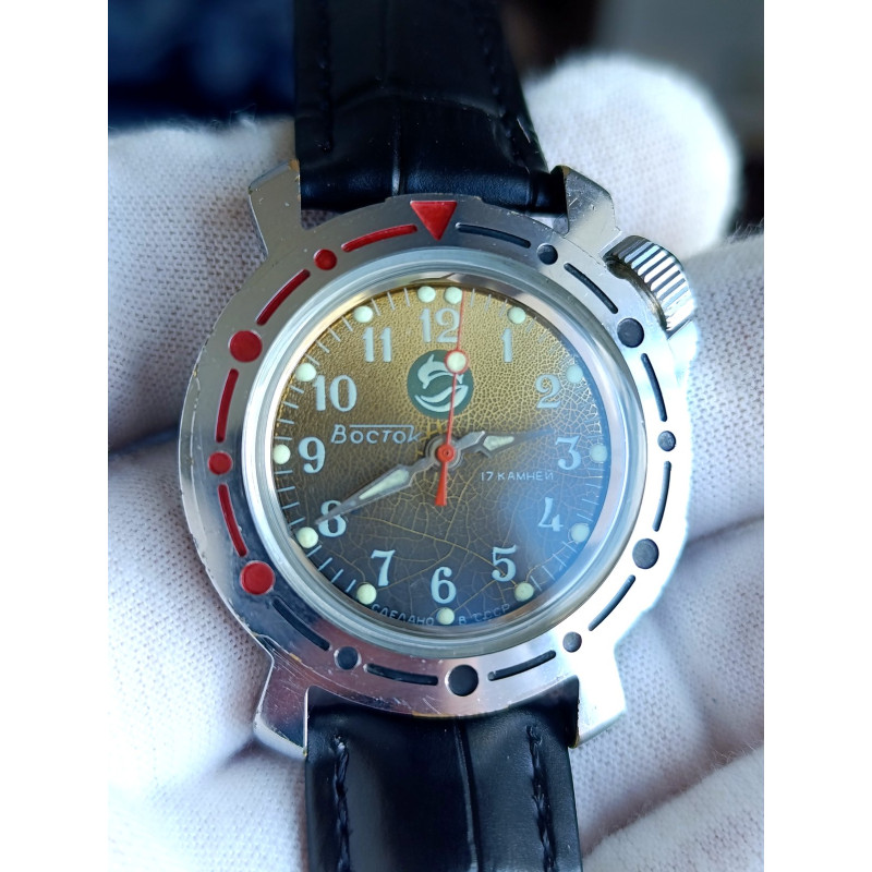 Vintage Vostok Kadet Amphibia Soviet Watch 1980s Dolphin Dial 2409A Vintage Vostok Kadet Amphibia Soviet Watch 1980s Dolphin Dial 2409A