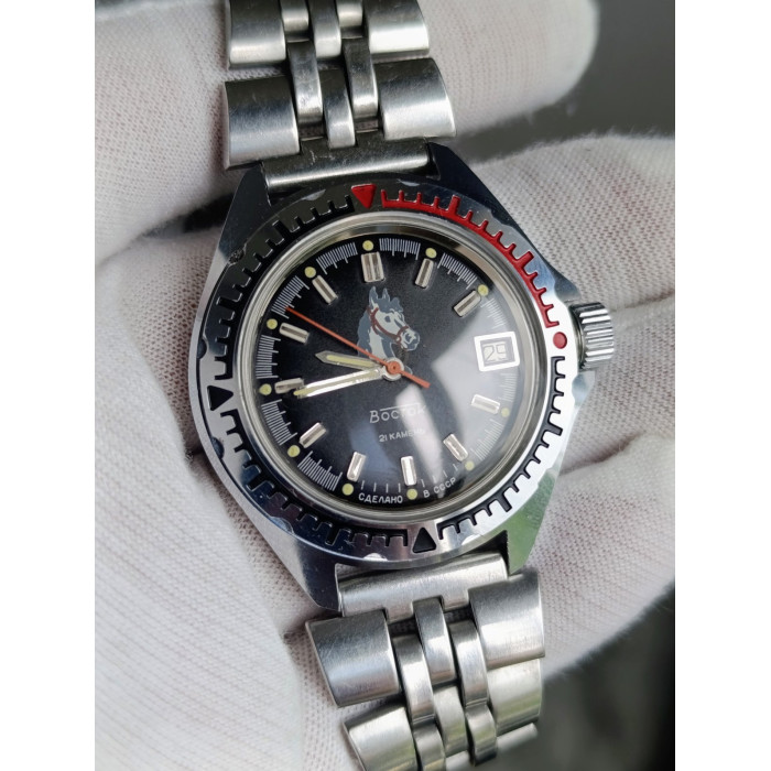 Vostok Amphibia Automatic — Soviet Dive Watch with Horse Head Dial, Caliber 2416Б, Late 1980s