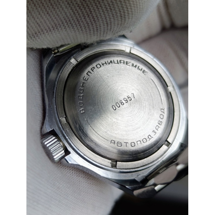 Vostok Amphibia Automatic — Soviet Dive Watch with Horse Head Dial, Caliber 2416Б, Late 1980s