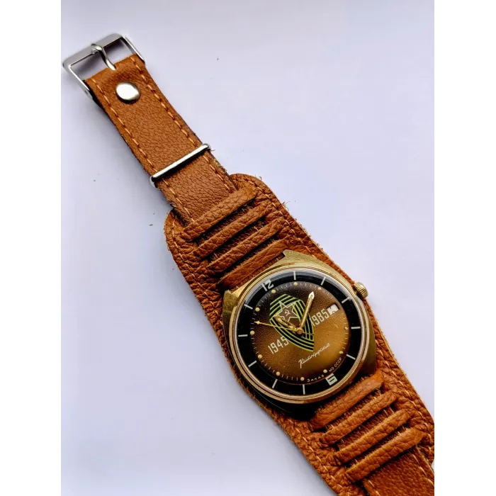 Vostok Komandirskie 2234 Soviet Watch – Gold-Plated WWII Anniversary Edition