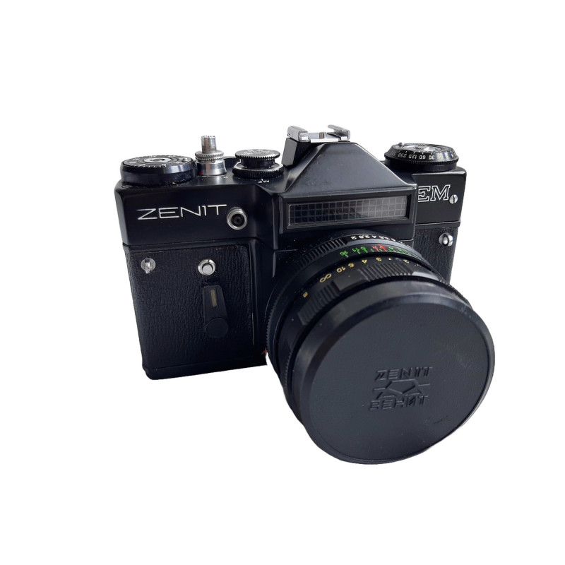 Vintage Zenit-EM 35mm SLR Camera: Timeless Craftsmanship for Photography Enthusiasts Vintage Zenit-EM 35mm SLR Camera: Timeless Craftsmanship for Photography Enthusiasts