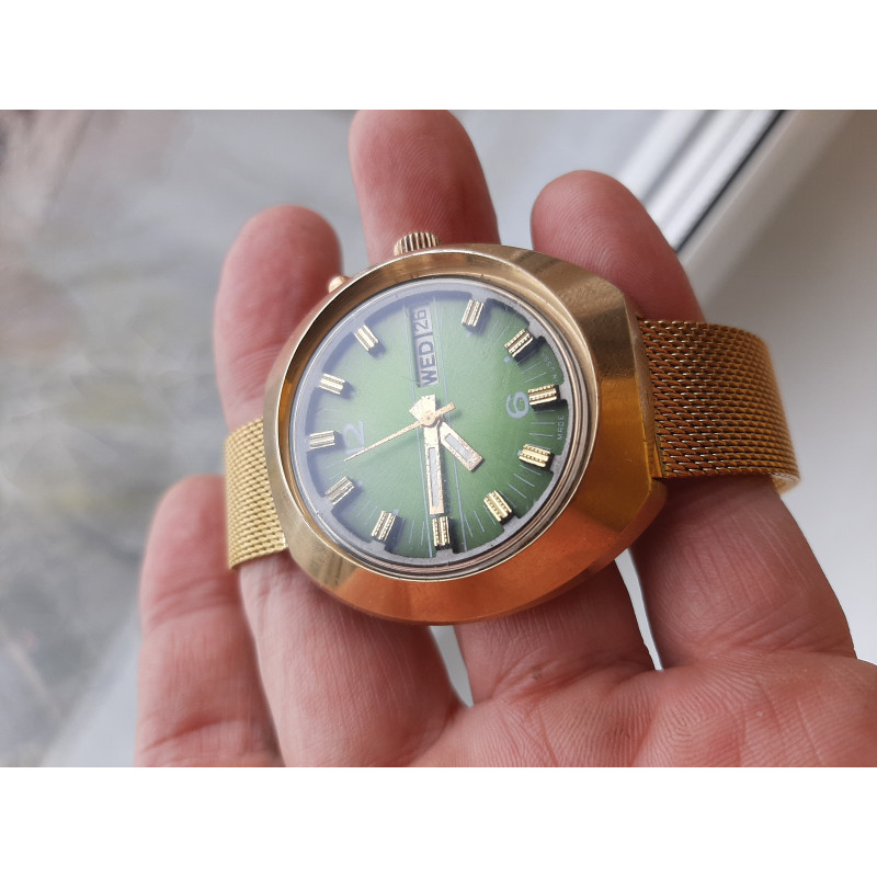 Slava Asymmetry Original Soviet Wristwatch Cal. 2427 Very Rare Soviet Watch Slava Asymmetry Original Soviet Wristwatch Cal. 2427 Very Rare Soviet Watch