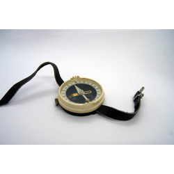 SOVIET compass Vintage RUSSIAN MILITARY compass SOVIET compass Vintage RUSSIAN MILITARY compass