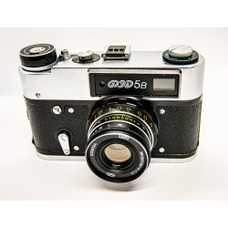 SOVIET film CAMERA FED 5v with industar 61 l / d lens SOVIET film CAMERA FED 5v with industar 61 l / d lens