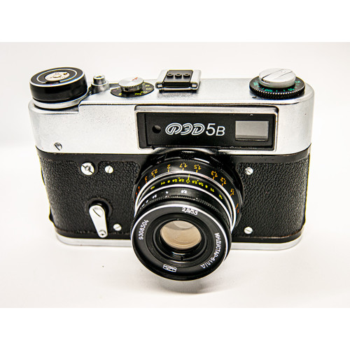 SOVIET film CAMERA FED 5v with industar 61 l / d lens SOVIET film CAMERA FED 5v with industar 61 l / d lens