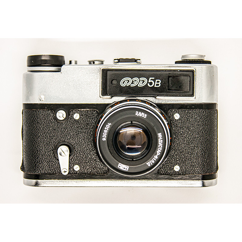 SOVIET film CAMERA FED 5v with industar 61 l / d lens SOVIET film CAMERA FED 5v with industar 61 l / d lens