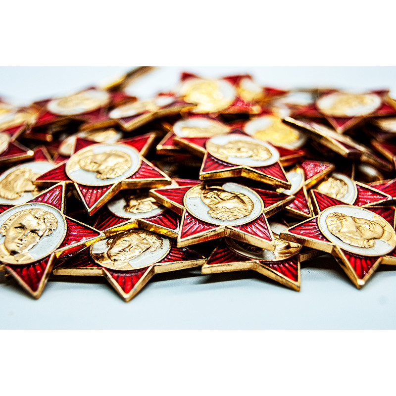 SOVIET pins OCTOBER CHILD LENIN in a pentagonal star Leninsky Oktyabrenok SOVIET pins OCTOBER CHILD LENIN in a pentagonal star Leninsky Oktyabrenok