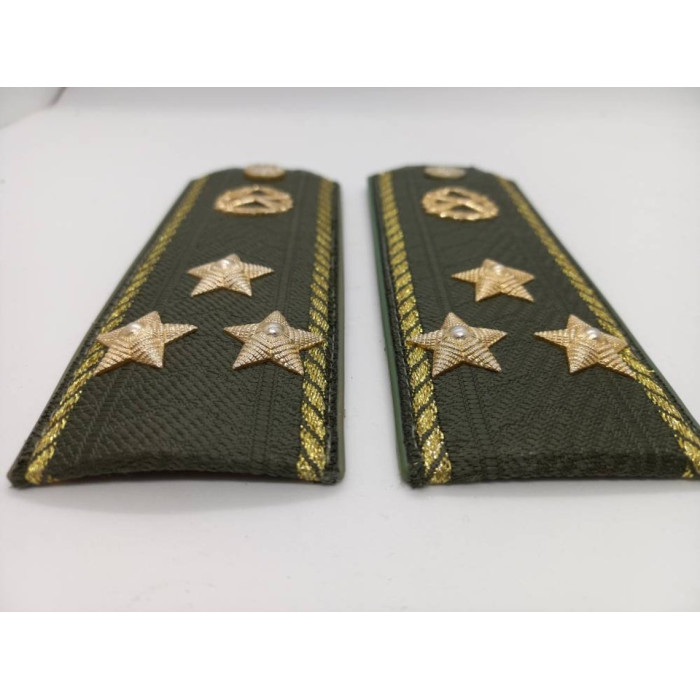 Shoulder straps of the Ukrainian officer. Colonel's epaulets of the Ukrainian army Shoulder boards Colonel Artillery Armed Forces Ukraine