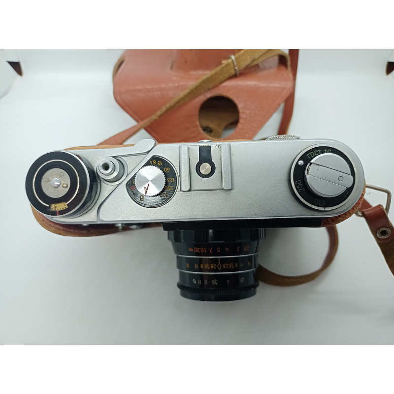 Russian SOVIET CAMERA FED 5v Rangefinder camera 80s with lens Industar-61 L / D 2.8 / 55 Russian SOVIET CAMERA FED 5v Rangefinder camera 80s with lens Industar-61 L / D 2.8 / 55