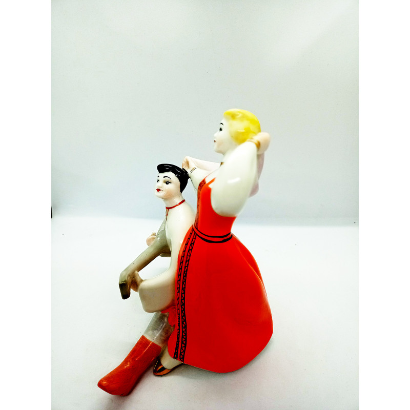 Russian SOVIET PORCELAIN figurine of a dance with a balalaika Souvenir from the USSR Russian SOVIET PORCELAIN figurine of a dance with a balalaika Souvenir from the USSR