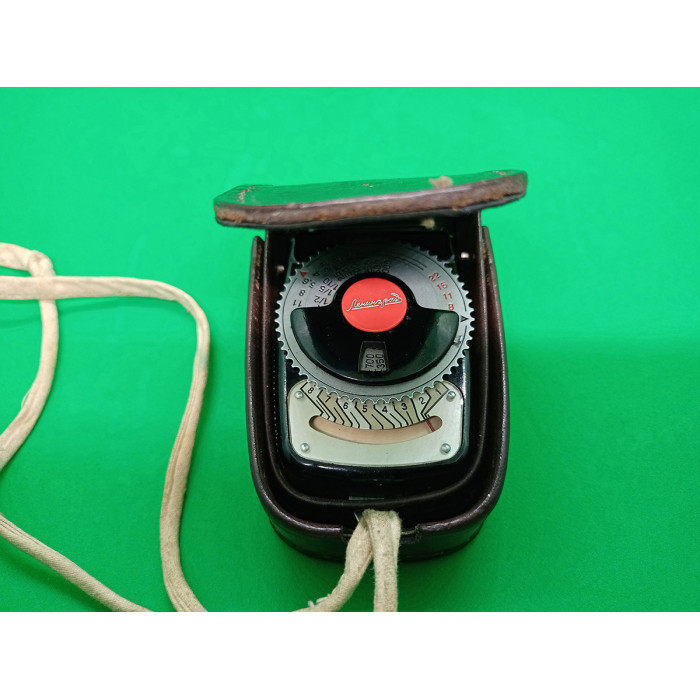 Soviet photo light meter for film cameras Russian light meter for film photography Leningrad