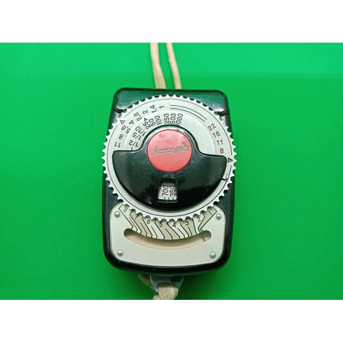 Soviet photo light meter for film cameras Russian light meter for film photography Leningrad