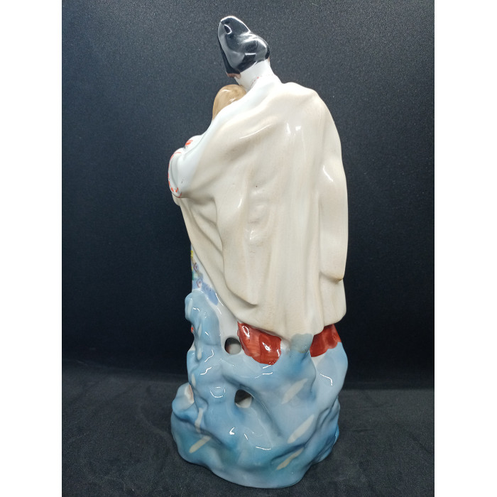 Beautiful vintage Soviet figurine 