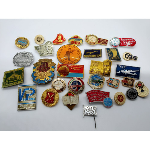 A set of pins of the USSR Various themes Tourism Aeroflot Cities SOVIET Pins 30 pieces