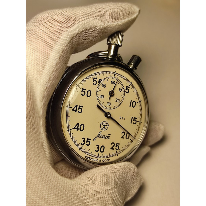 Soviet Mechanical Stopwatch Agat Two-Button Massive Stopwatch Made in the USSR Soviet Mechanical Stopwatch Agat Two-Button Massive Stopwatch Made in the USSR