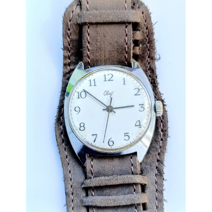 Vintage Soviet Watch Svet 2609.HA Mechanical Wrist Watch 19 Jewels Working Order 1970s Made in USSR