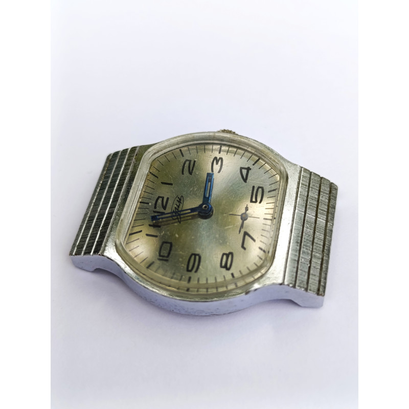 Soviet Vintage Wristwatch ZIM 2602 Interesting Futuristic Design from the 80s Caliber 2602 Soviet Vintage Wristwatch ZIM 2602 Interesting Futuristic Design from the 80s Caliber 2602