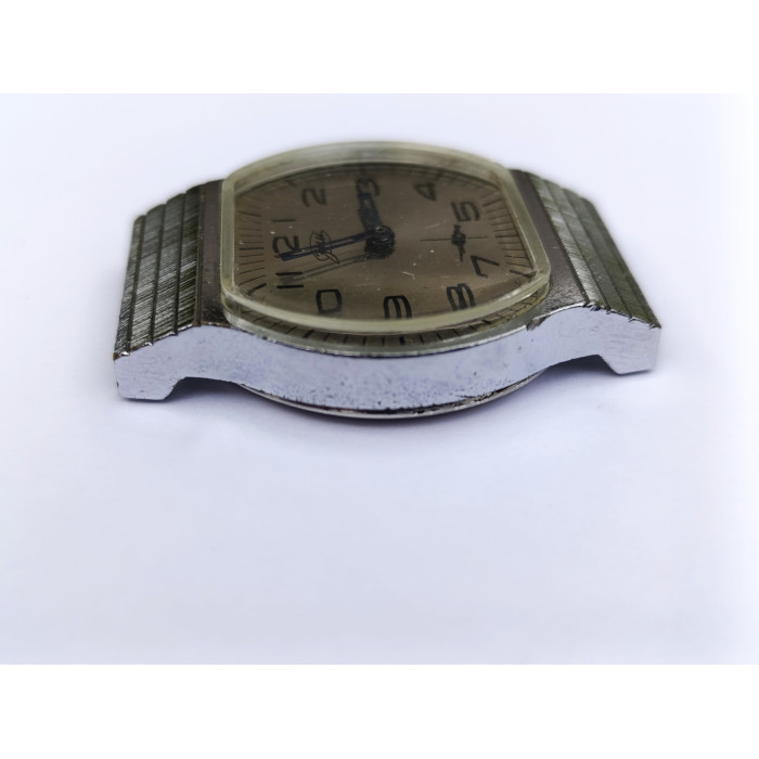 Soviet Vintage Wristwatch ZIM 2602 Interesting Futuristic Design from the 80s Caliber 2602