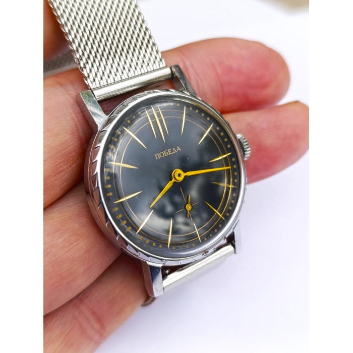 Soviet Vintage Watch Pobeda Caliber 2602 15 Jewels Made in USSR 1990s