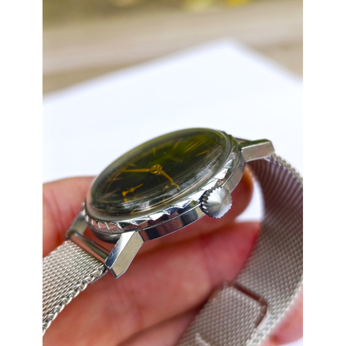 Soviet Vintage Watch Pobeda Caliber 2602 15 Jewels Made in USSR 1990s