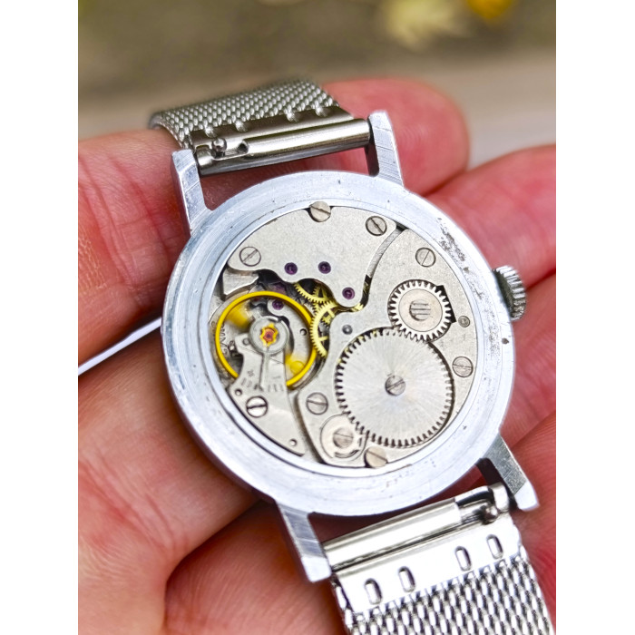 Soviet Vintage Watch Pobeda Caliber 2602 15 Jewels Made in USSR 1990s