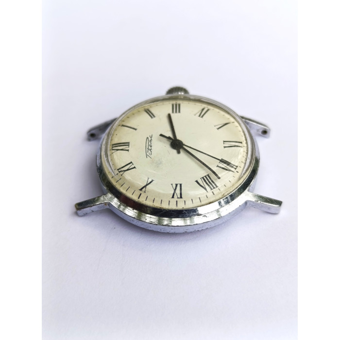 Vintage Raketa Watch - A Timeless Soviet Classic 1970s