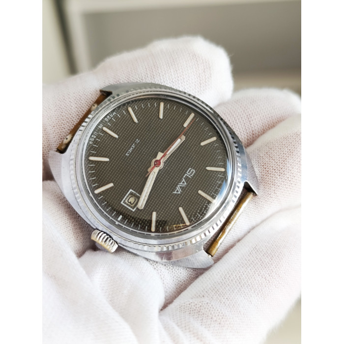 Slava Soviet Watch 21 Jewels Made In USSR Mechanical Wristwatch 1980s