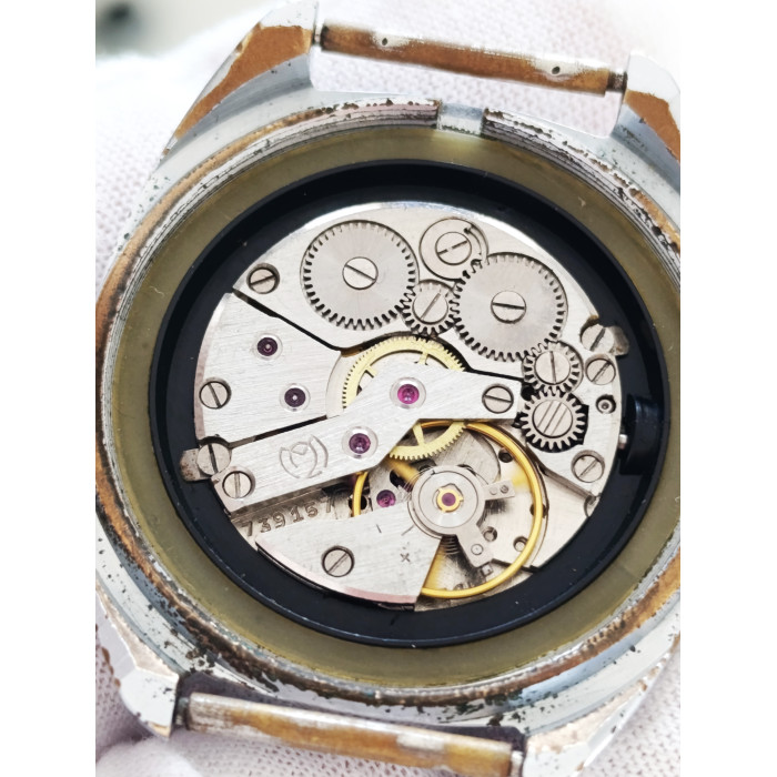 Slava Soviet Watch 21 Jewels Made In USSR Mechanical Wristwatch 1980s