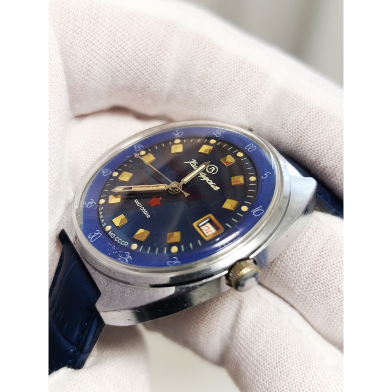 Soviet Watch VOSTOK 2214 Komandirskie Zakaz MO Mechanical Military Stop-Second Soviet Watch VOSTOK 2214 Komandirskie Zakaz MO Mechanical Military Stop-Second