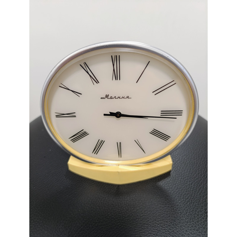 Molnija Soviet Table Clock. Vintage Clock 1960s Made in USSR Molnija Soviet Table Clock. Vintage Clock 1960s Made in USSR