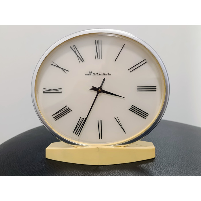 Molnija Soviet Table Clock. Vintage Clock 1960s Made in USSR