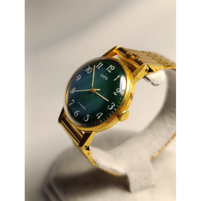Soviet Watch Zarya Wrist Mechanical Gold Plated Watch New Bracelet Made in USSR 1975