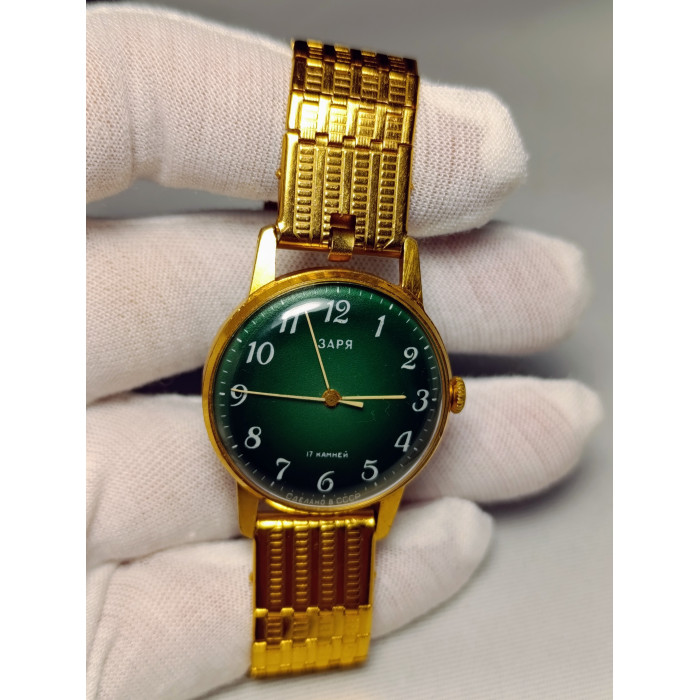 Soviet Watch Zarya Wrist Mechanical Gold Plated Watch New Bracelet Made in USSR 1975