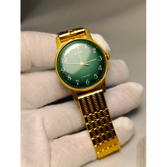Soviet Watch Zarya Wrist Mechanical Gold Plated Watch New Bracelet Made in USSR 1975