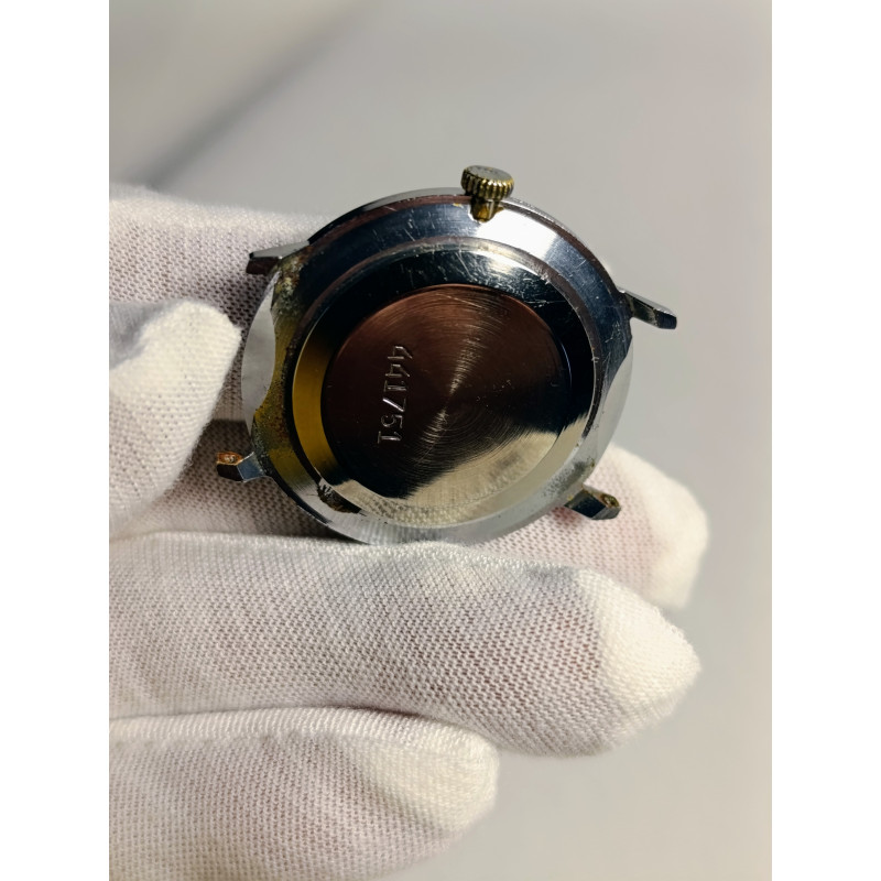 Rare Vintage Slava Mechanical Watch, 1970s Soviet Timepiece with 2409 Caliber Rare Vintage Slava Mechanical Watch, 1970s Soviet Timepiece with 2409 Caliber
