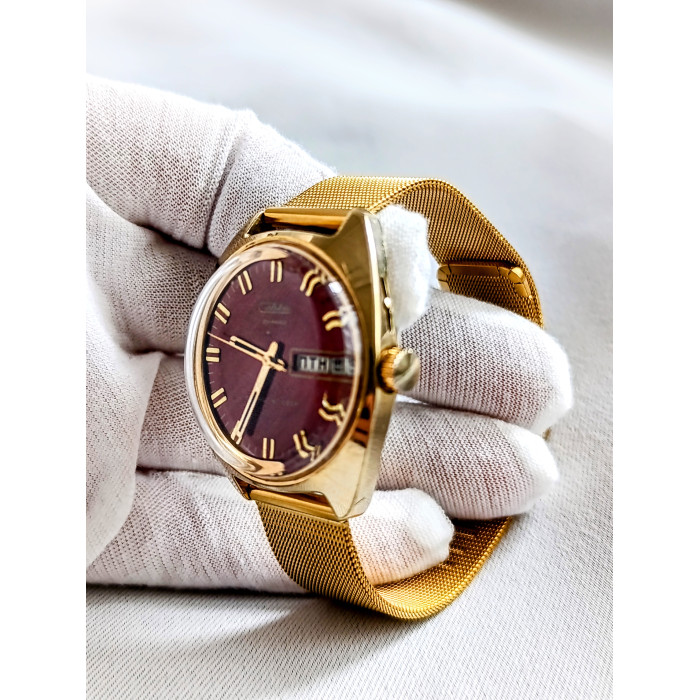 Soviet Watch Slava  Cal.: 2428 Original Soviet Wristwatch Made in USSR 1980s