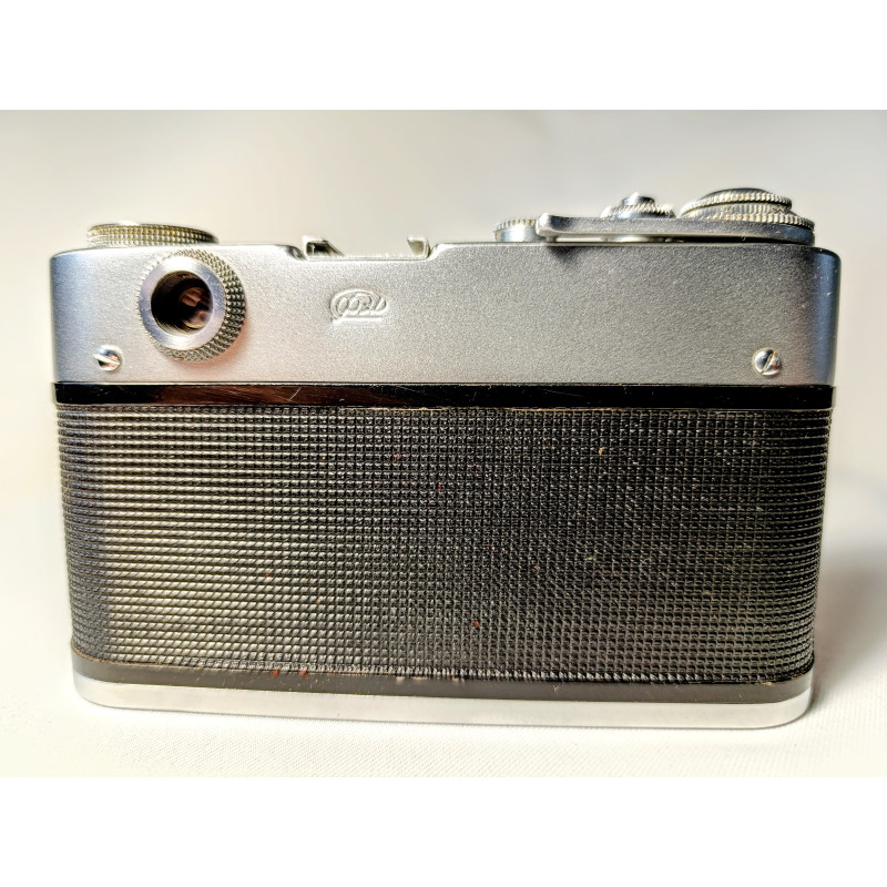 Soviet Film Camera 35mm FED 3 Rangefinder Russian Camera with Industar I-61L/D Lens Soviet Film Camera 35mm FED 3 Rangefinder Russian Camera with Industar I-61L/D Lens