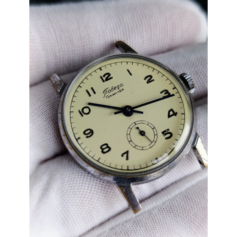 Watch Pobeda 2602 Russian Soviet Mechanical Men's Wristwatch Made in USSR 1960s Watch Pobeda 2602 Russian Soviet Mechanical Men's Wristwatch Made in USSR 1960s